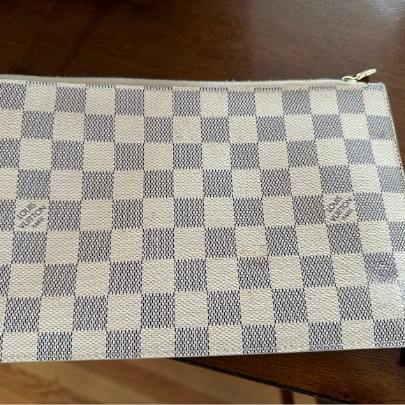 Louis Vuitton Neverfull GM in AZUR/WITH wristlet! Sold Out!!! - Picture 5 of 7